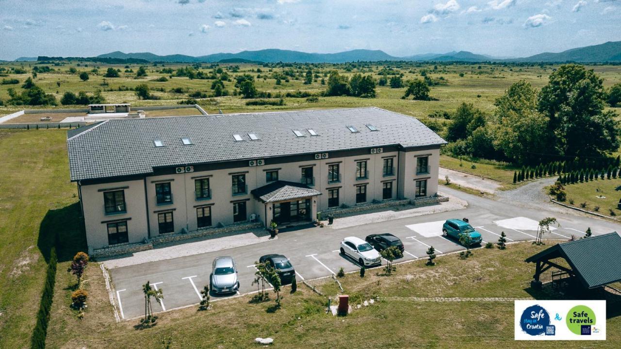Resort Big House Plitvička jezera Licko Petrovo Selo Exterior foto