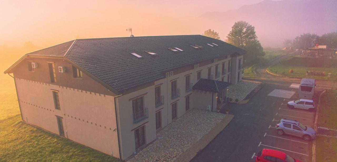 Resort Big House Plitvička jezera Licko Petrovo Selo Exterior foto