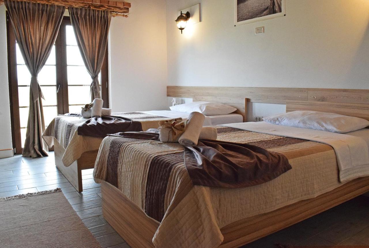 Resort Big House Plitvička jezera Licko Petrovo Selo Exterior foto